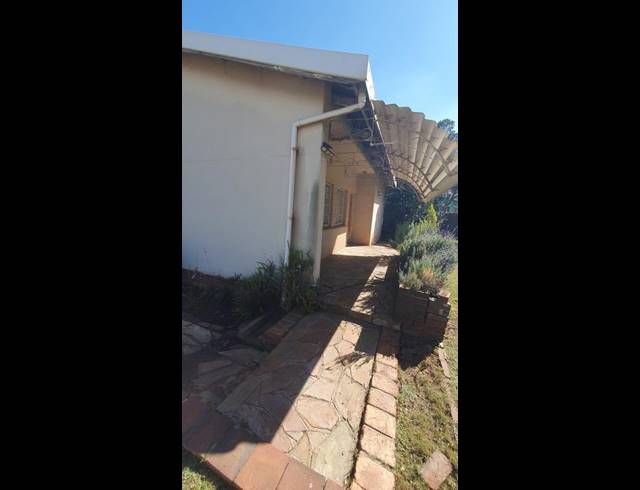2 BEDROOM HOUSE FOR SALE IN WYCHWOOD
